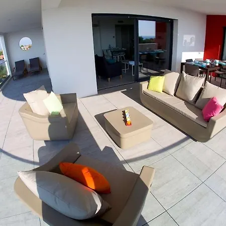 Luxueux T3 - Sur La - Grande Terrasse - Wifi Appartement *